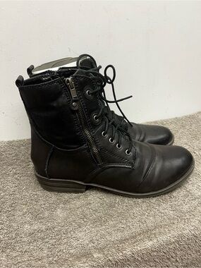 American Rag Bunkker Boots Women’s Sz 9.5 Black Tribal NEW IN BOX NWT NIB RARE